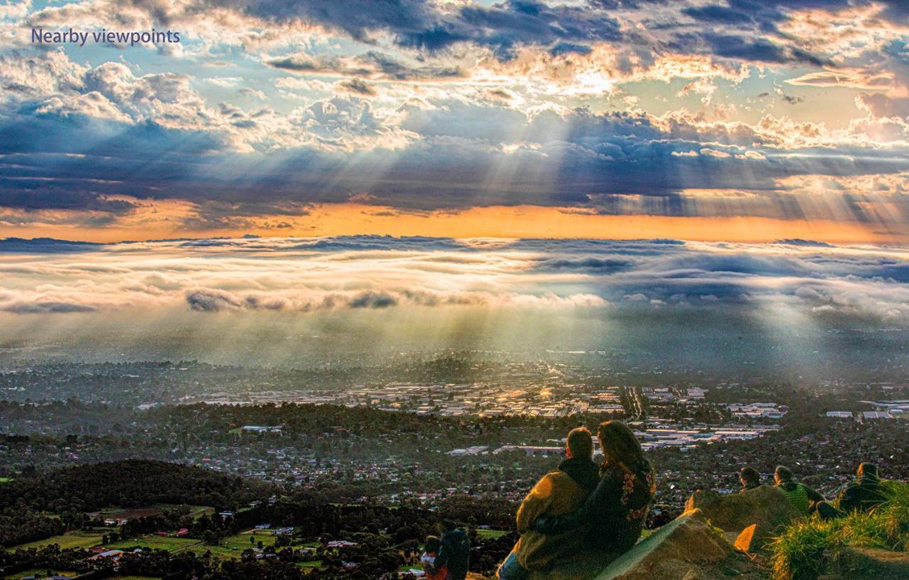 Arnica Views Summit Retreat Bed & Breakfast Mount Dandenong Luaran gambar